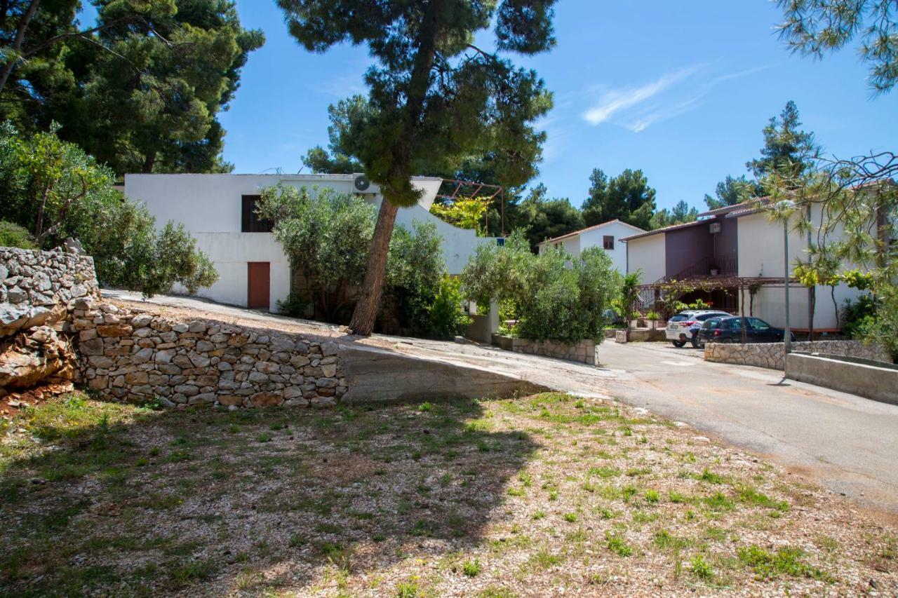 Apartments Tonin Ivan Dolac Exterior photo